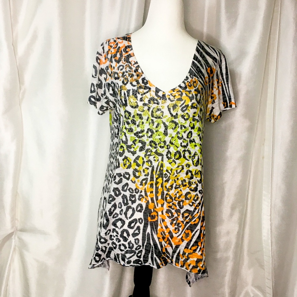 3 for $25!!! California Bloom animal printed T-shirt, Medium.